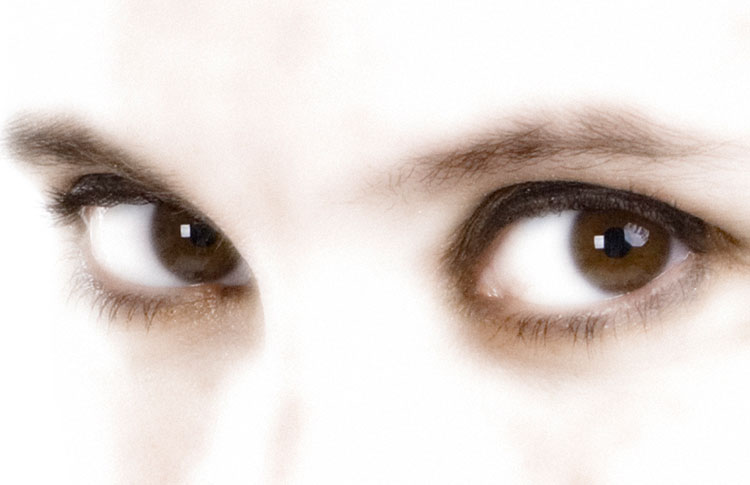 Pia Linder ist Chantal Chabraque